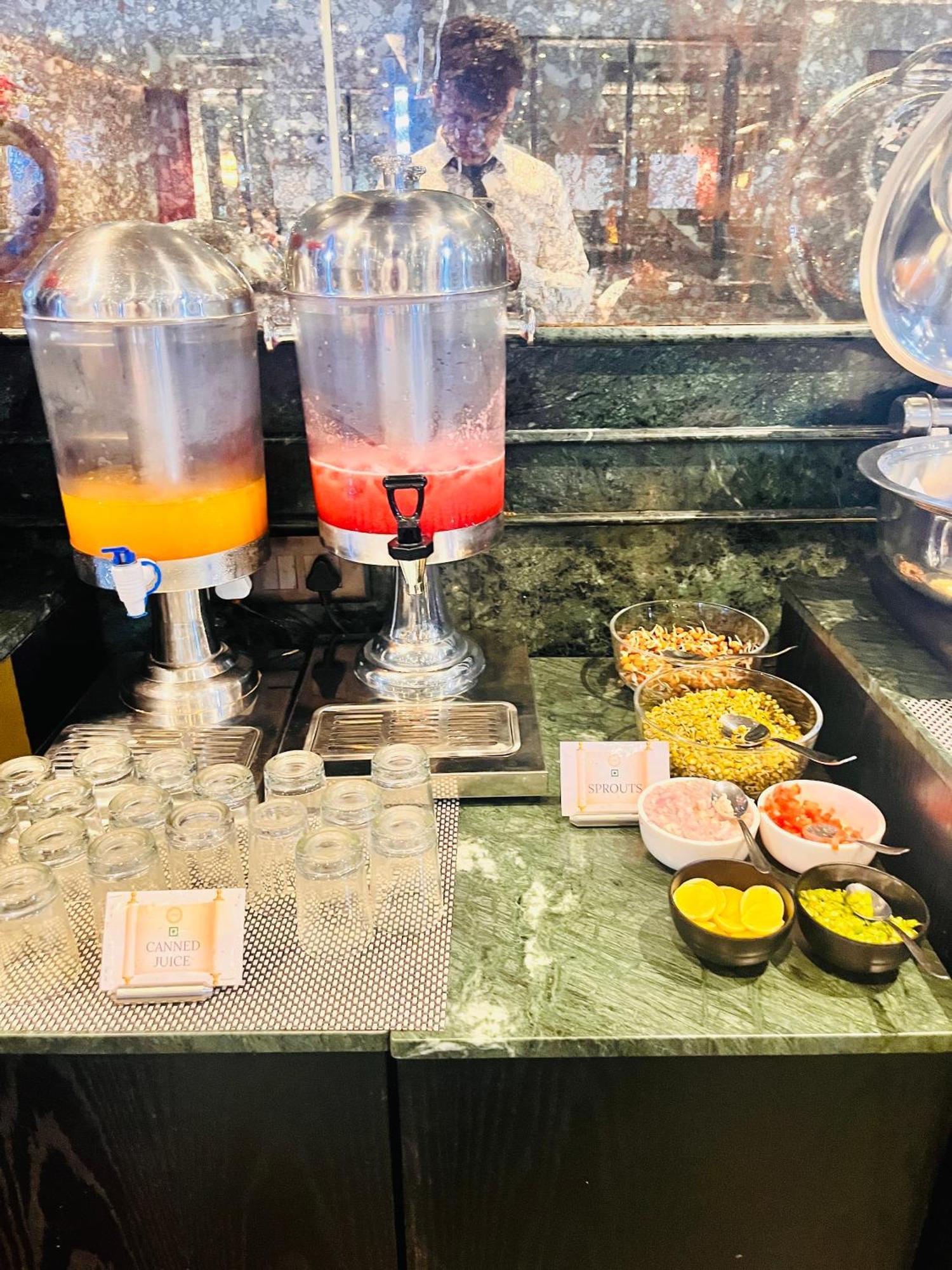 Foxoso Hotel Delhi Airport Új-Delhi Kültér fotó